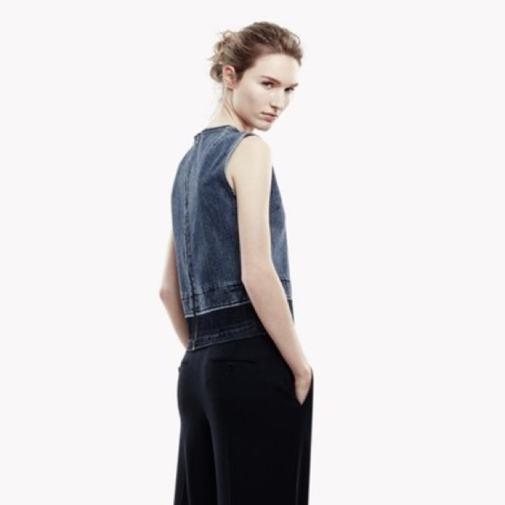 Theory Blue Reli D Frayed Sleeveless Round Neck Back Zip Denim Top Size P - Picture 2 of 9
